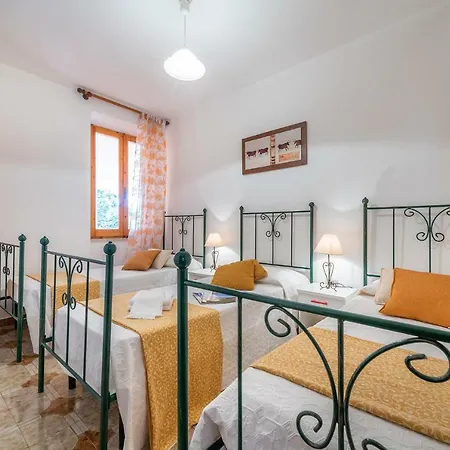 Affittasardegna-casa Collodi E Rodari